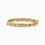 The Men's 14K Yellow Gold Mariner Chain Bracelet features medium-sized rectangular links in a continuous loop with a polished finish—an elegant accessory for any occasion.