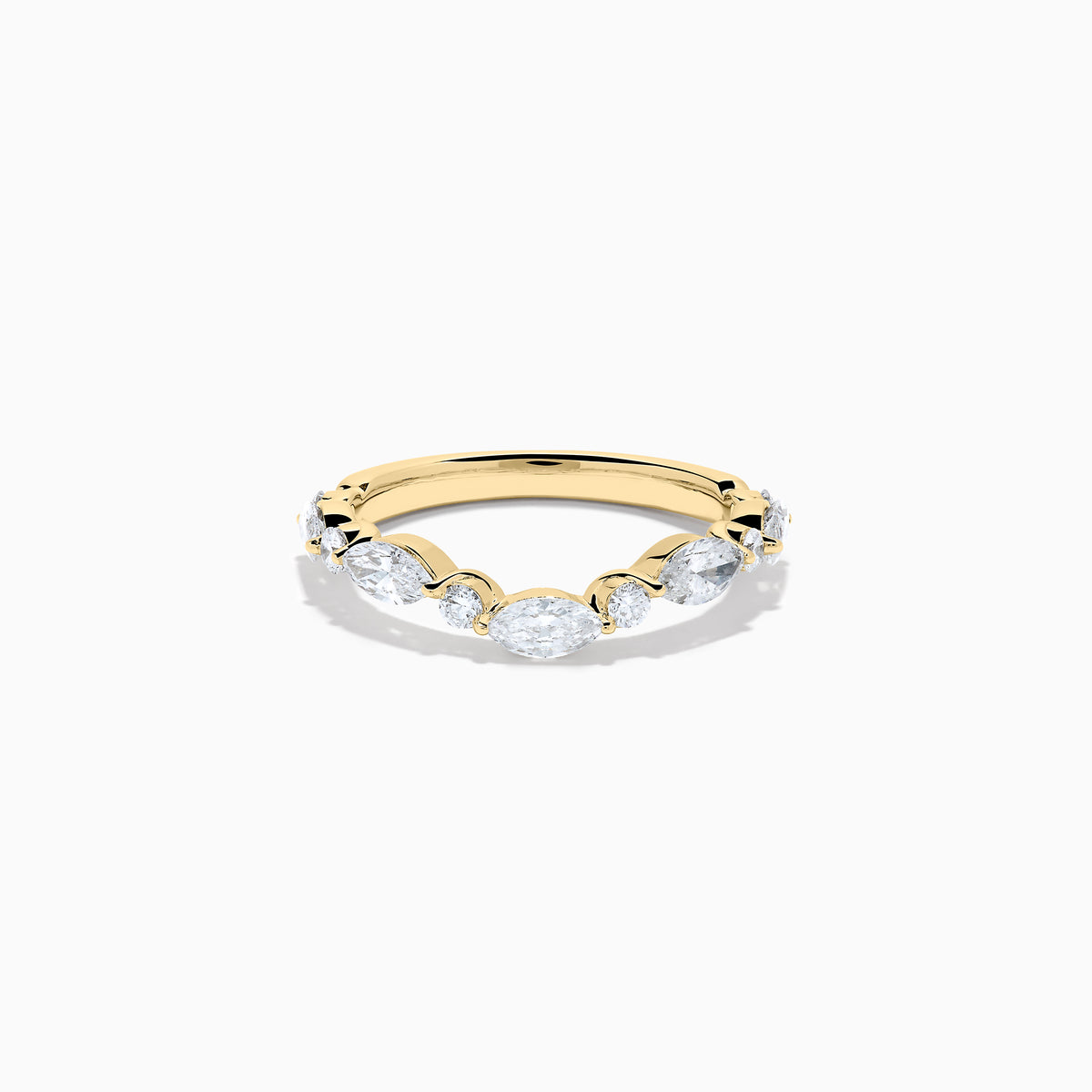 Star Lab Grown Diamond Wedding Band in 18K Yellow Gold