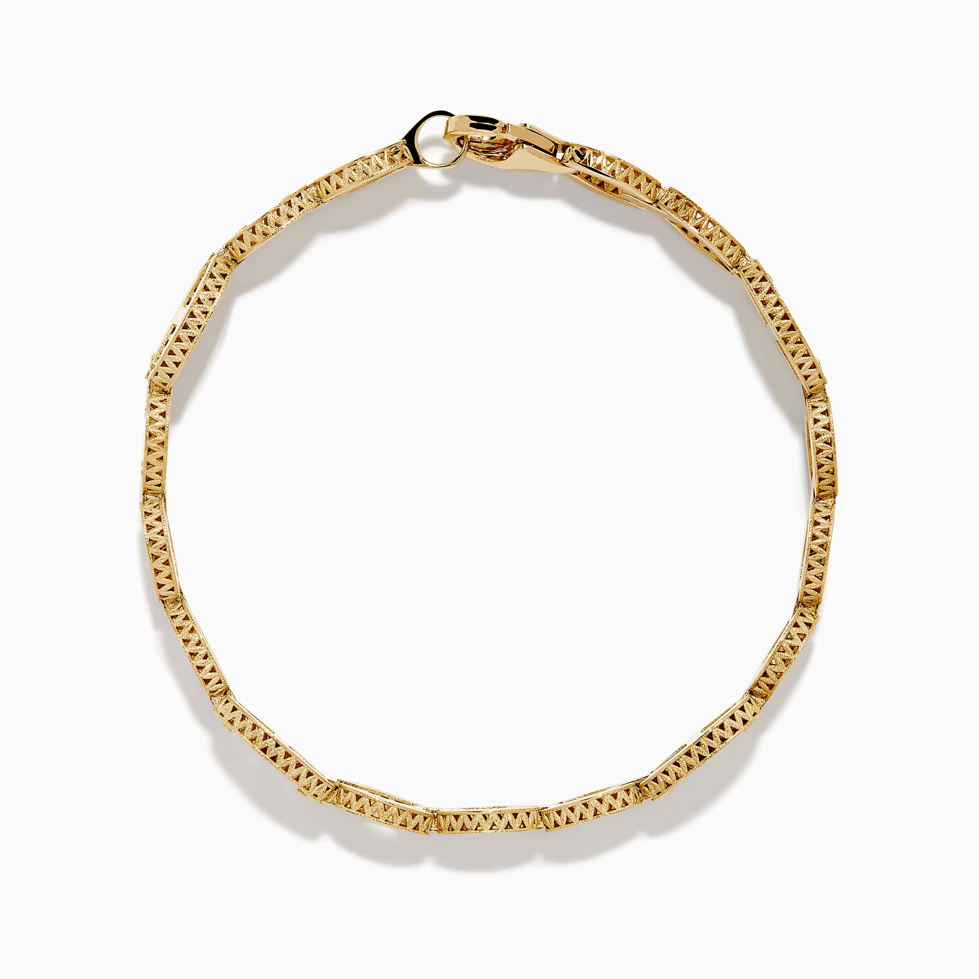 The D'Oro 14K Yellow Gold Chain Link Diamond Bracelet features interlocking oval links and embedded diamonds for a luxurious, elegant look.