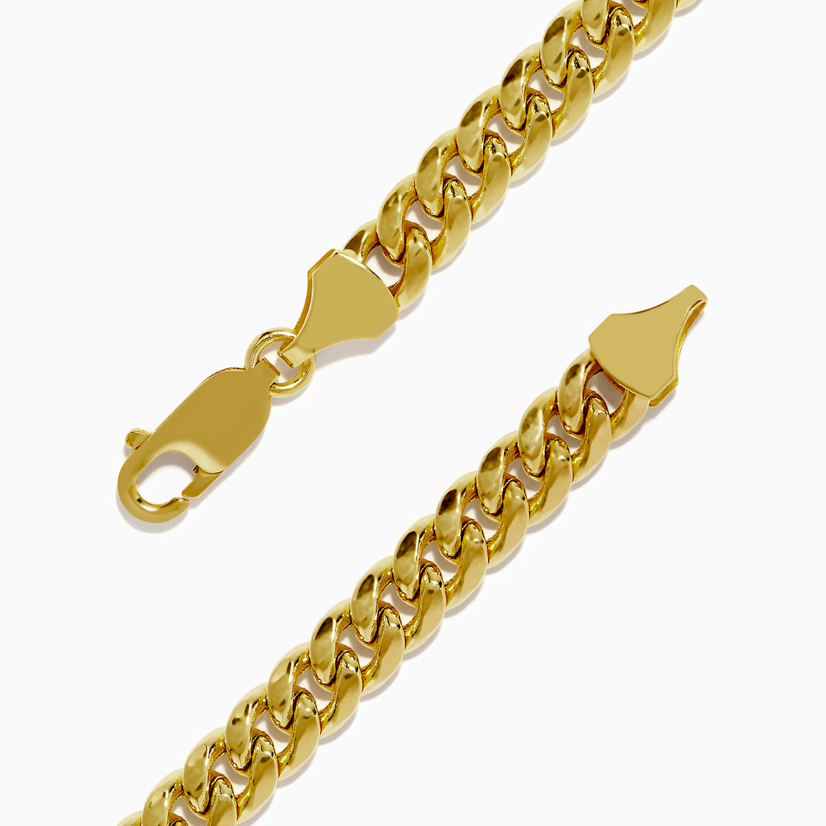 Mens 14K yellow gold hollow curb chain link bracelet, 8 3/4, shown in a circular shape on a white background.
