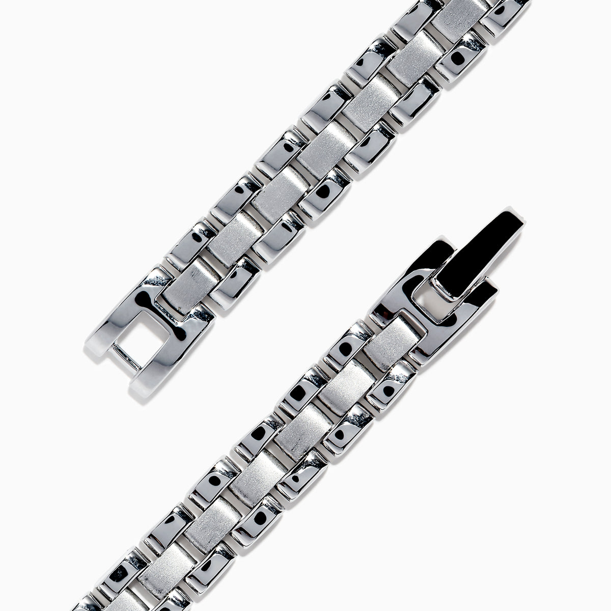 The Mens 925 Chain Link Sterling Silver Onyx Bracelet 6.80 TCW features a rectangular black onyx plate at the center, presented against a white background.