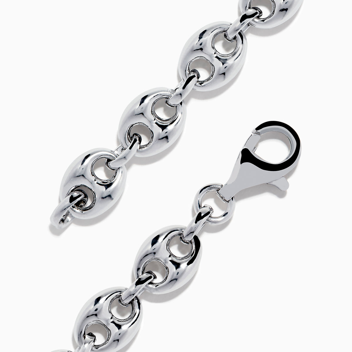 The Mens 925 Sterling Silver Puffed Mariner Link Chain Bracelet features oval links and a lobster clasp, displayed in a circular shape on a white background.