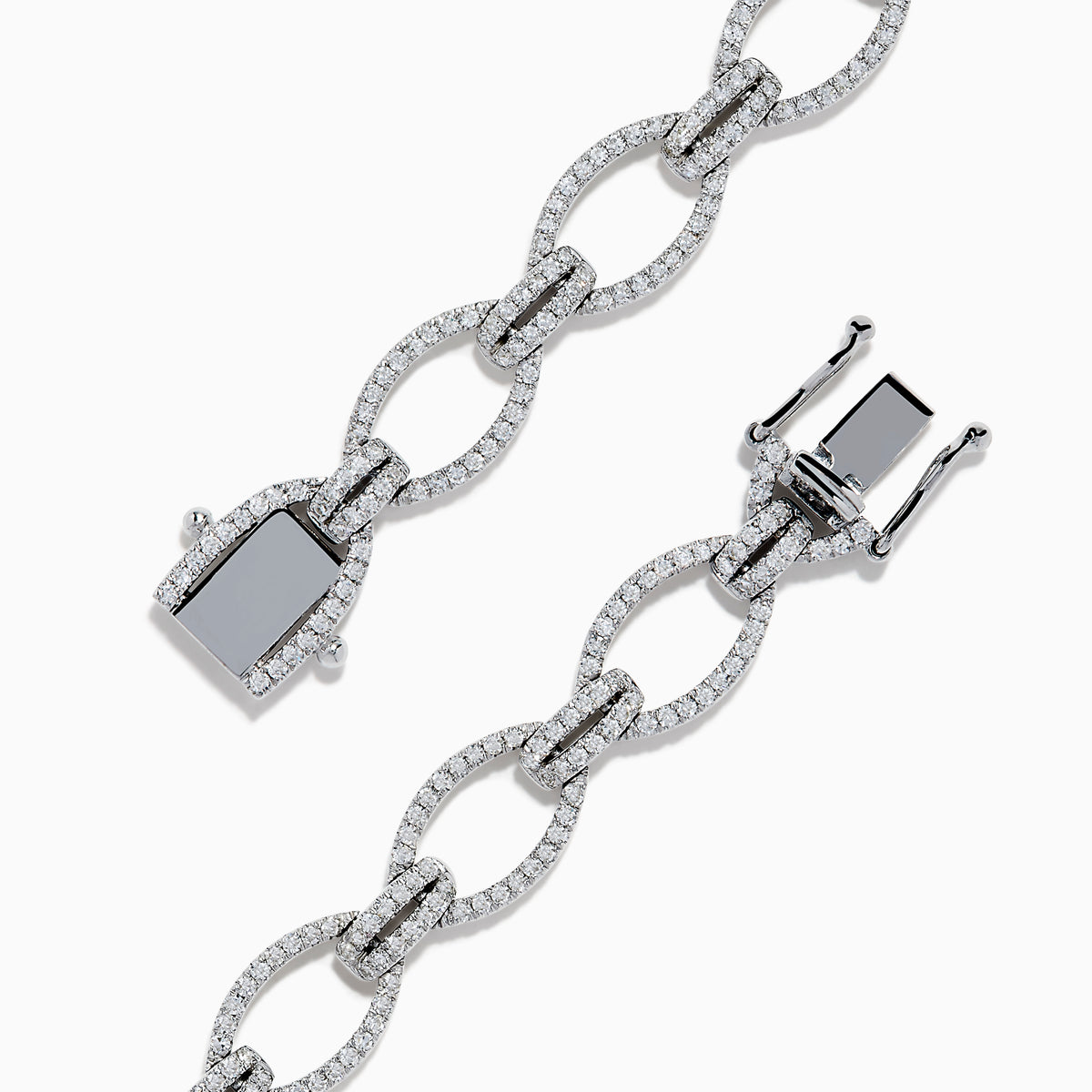 The 14K White Gold Diamond Oval Chain-Link Bracelet showcases a modern and elegant design, featuring alternating smooth and diamond-encrusted oval links, displayed on a white background.