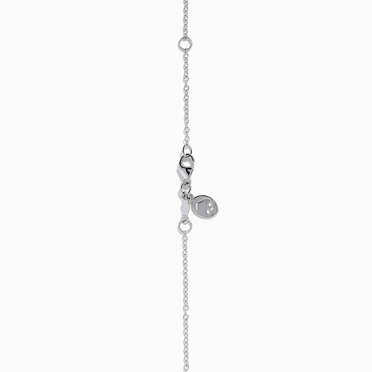The Lab Grown Diamond East-West Oval Halo Necklace in 14K White Gold showcases a clear lab grown diamond pendant encircled by sparkling stones in an elegant halo setting.