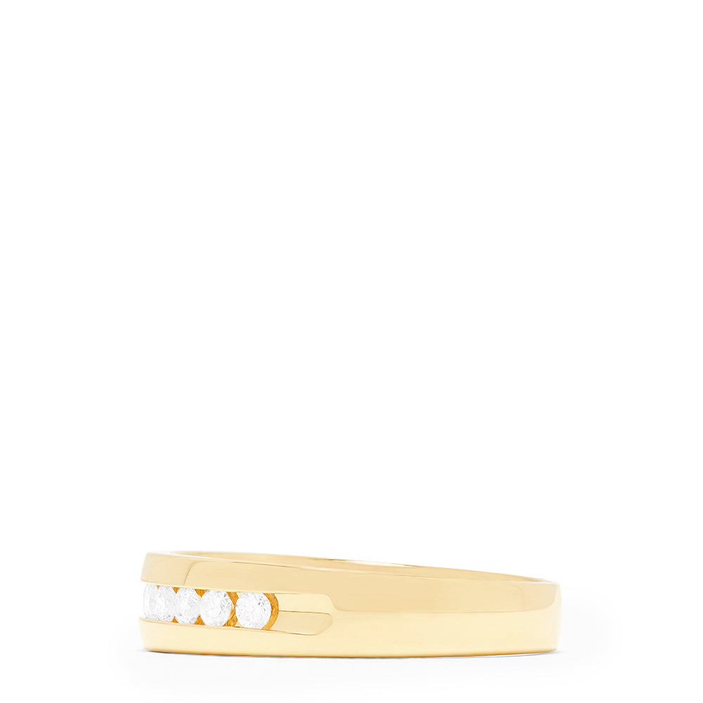 A modern, elegant Mens 14K Yellow Gold Diamond Ring featuring a row of nine round white diamonds (0.49 TCW) channel set across the front, with a smooth polished finish—timeless style by Effy.