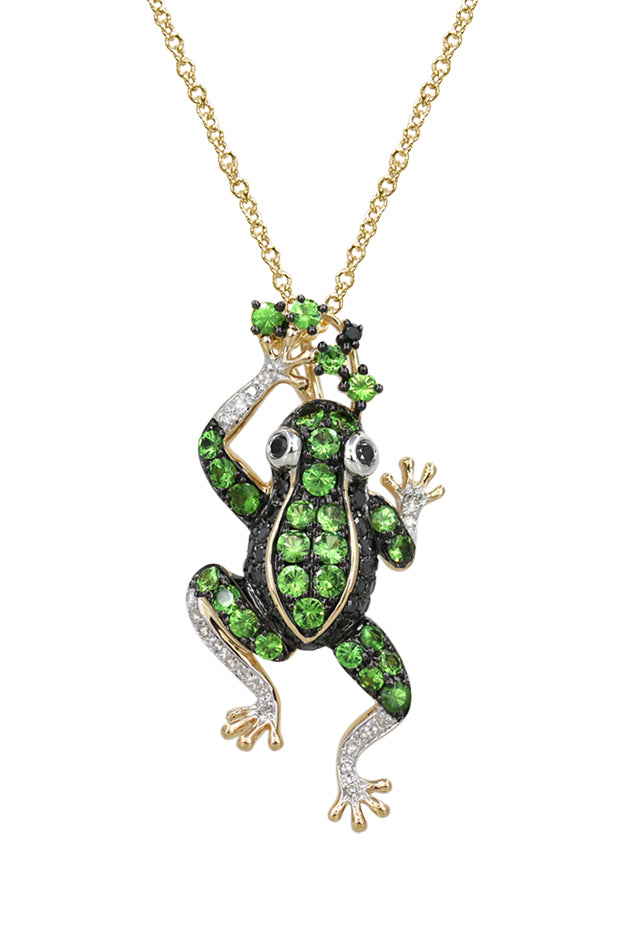 The Safari 14K Yellow Gold Tsavorite Frog Pendant, 1.13 TCW, features detailed limbs, expressive eyes, and sparkling green and black gemstones on a whimsical pendant holding a smaller frog above its head.